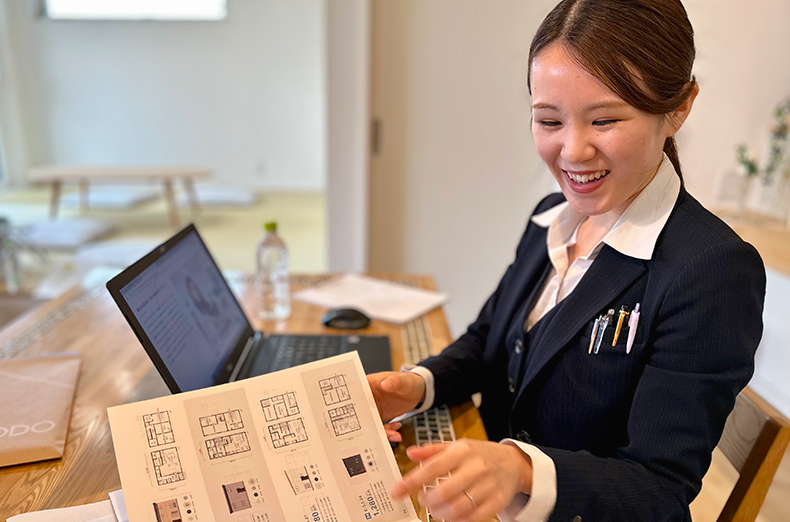 ベテラン社員のインタビューを見る